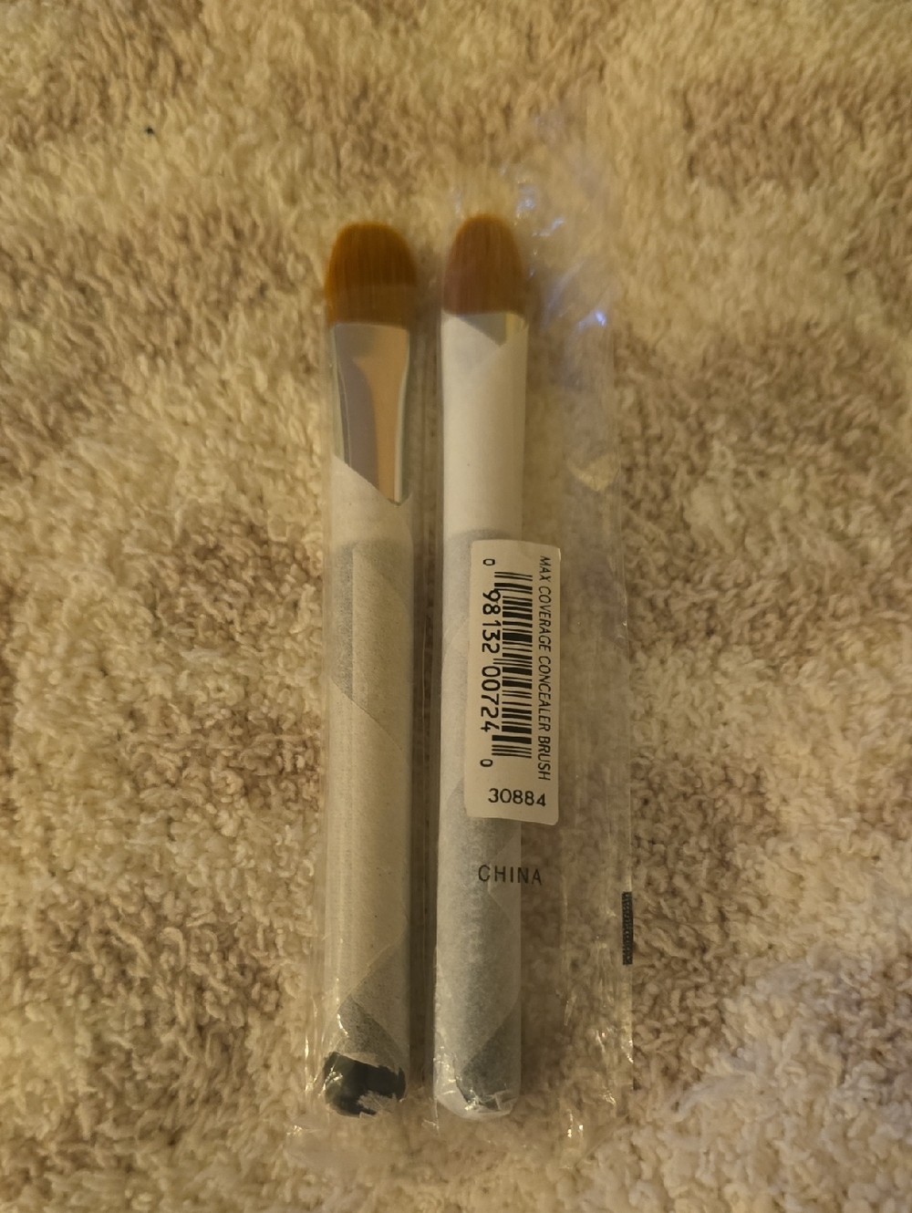 Bare Escentuals Max Coverage Concealer Brush